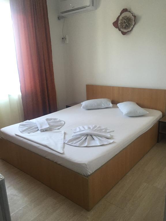 Hotel Vila Nusa Eforie Nord Esterno foto
