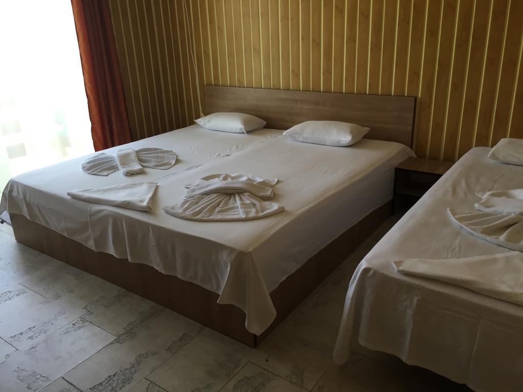 Hotel Vila Nusa Eforie Nord Esterno foto